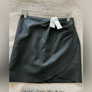 Abercrombie and Fitch veganleather mining skirt XS